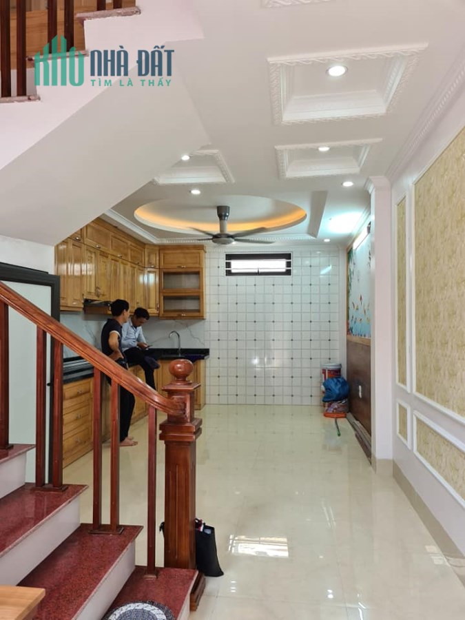 GIÁ CHỈ 3 TỶ 9, SIÊU ĐẸP ĐÊ TRẦN KHÁT CHÂN, HAI BÀ TRƯNG, 36m2 x 5T, LH 0934626456.