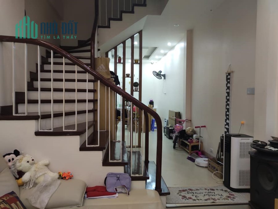 Bán nhà  Đường Khương Đình, Thanh Xuân, Hà Nội diện tích 50m2 giá 3.45 tỷ,Xem là mê!!!
