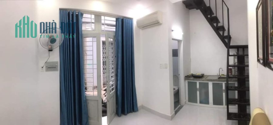 Quận 10 – 2.3 tỷ HXH, ngay dự án Rivera Park, Phường 14, 2pn , không qui hoạch