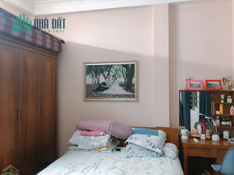 Bán nhà phố Trần Khát Chân,50m,5 tầng,4.5 tỷ.Lh:0989126619.