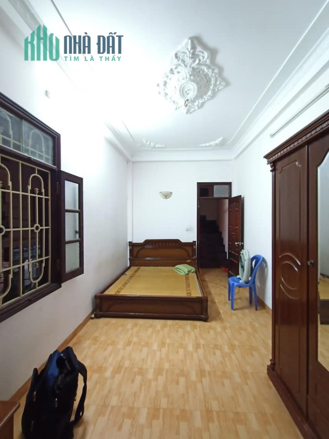 BÁN NHÀ ĐƯỜNG LÁNG LÔ GÓC, Ô TÔ THÔNG, 2 MẶT THOÁNG KINH DOANH TỐT 30M2 4.55 Tỷ