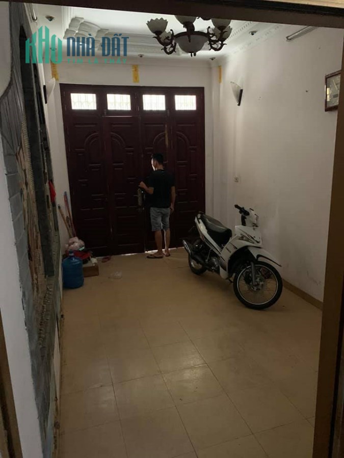 BÁN NHÀ ĐƯỜNG LÁNG LÔ GÓC, Ô TÔ THÔNG, 2 MẶT THOÁNG KINH DOANH TỐT 30M2 4.55 Tỷ