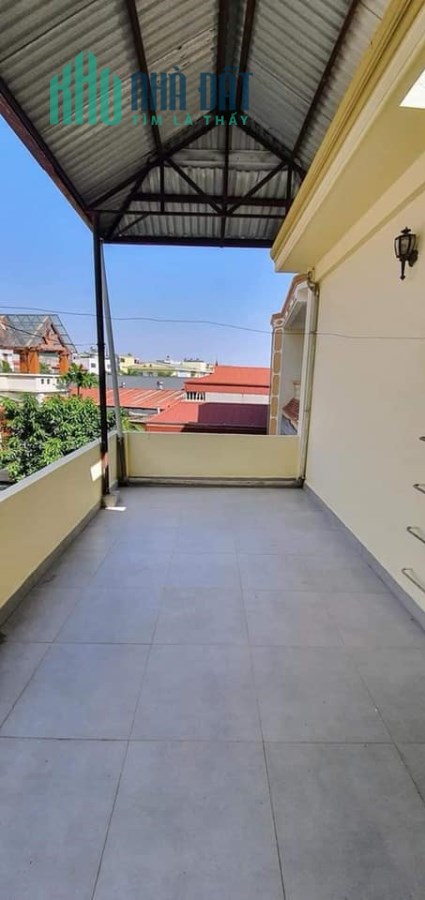Bán nhà cạnh May 10 quận Long Biên. Giá 3.15tỷ-0979225685
