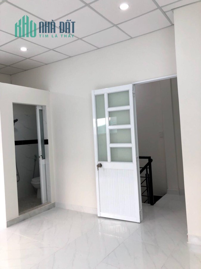 Bán Nhà hẻm 320 XVNT,DT 45m2. 2 Lầu, 2 PN, ngang 4,8m, giá 3.2 tỷ