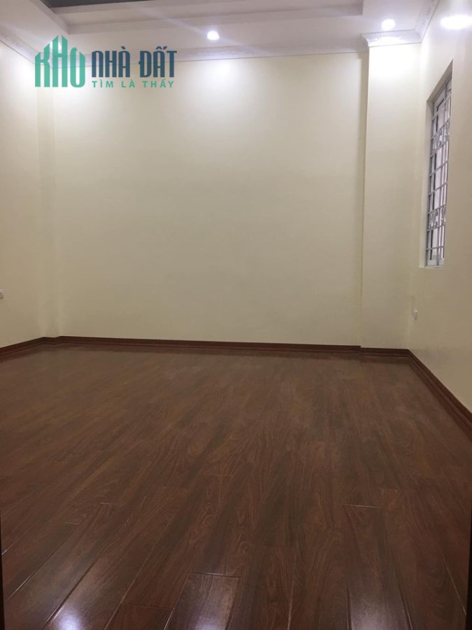 Bán nhà Phố Tam Khương, 41m2, 4T, 4.35 tỷ.