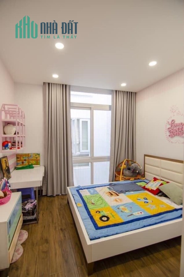 Bán gấp nhà Trung tâm Q.BThanh, 4 tầng, HXH, 6,5 tỷ