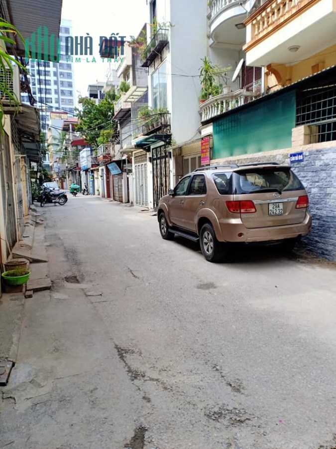 BÁN NHÀ NGUYỄN SƠN – THANG MÁY – 55M2 – GIÁ 6.8 TỶ.