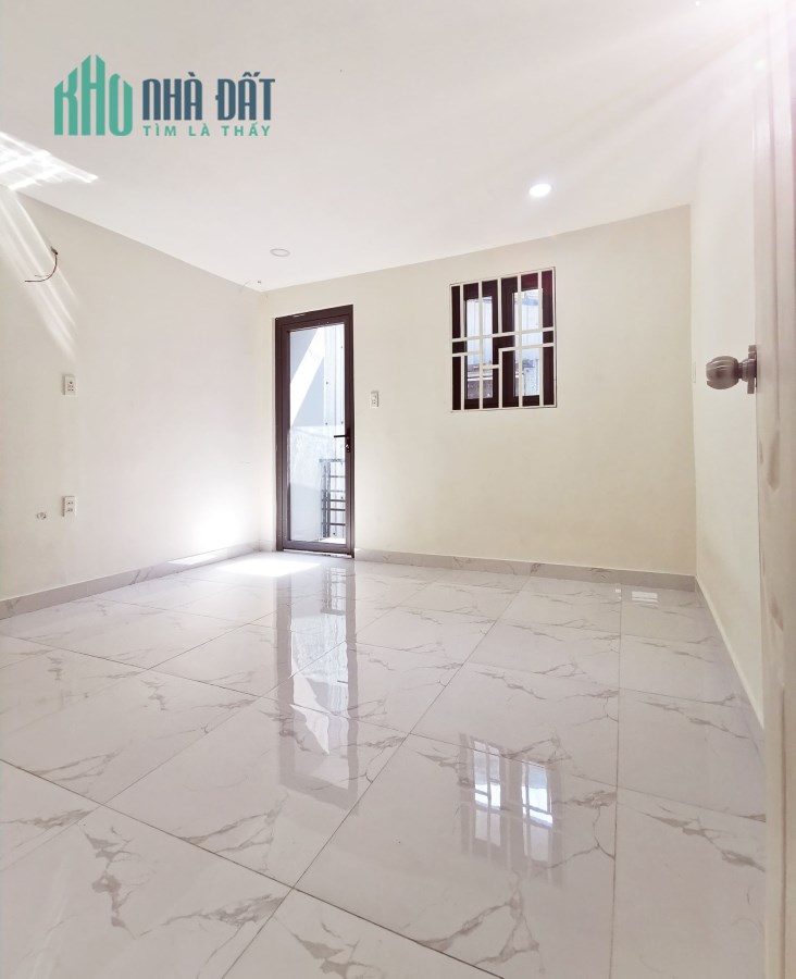 HXH - HIẾM NHÀ BÁN, Cao Thắng, Quận 10, 3 tầng, giá chỉ 2.75 tỷ