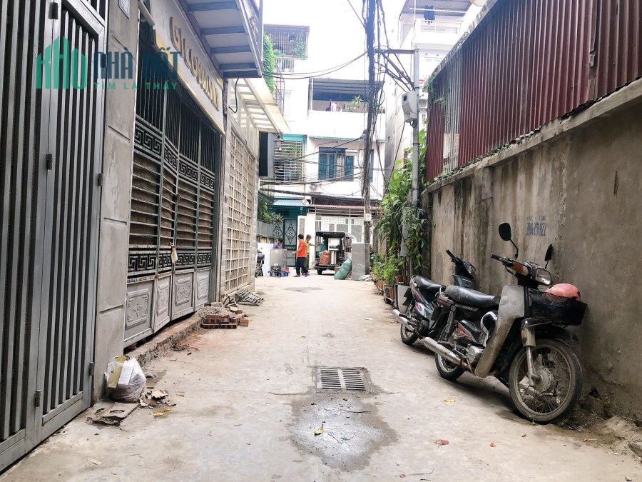 Bán chung cư mi ni vừa xây phố Nguyễn Văn Cừ,67m,6 tầng,8 phòng,giá 7,8 tỷ.