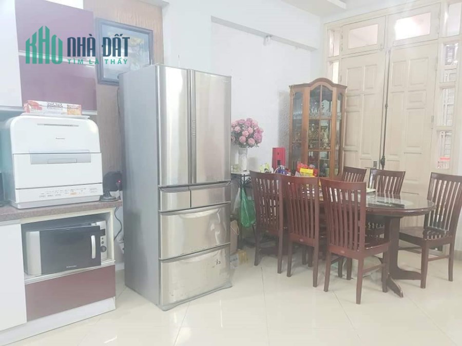 NHÀ ĐẸP NGAY PHỐ TRƯỜNG CHINH 50M2, 5.5M MẶT TIỀN – NGÕ 3M THÔNG TỨ TUNG, Ô TÔ NHỎ ĐỖ CỬA.