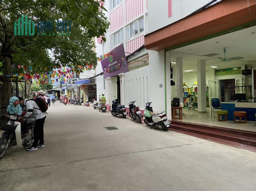 Bán gấp nhà mặt phố Chiến Thắng Hà Đông, ô tô vào nhà 41m2 x4T SĐCC