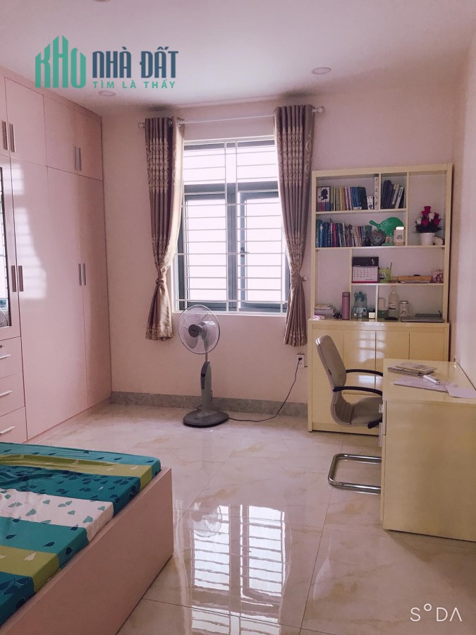Nhà bán Phường 8, quận Tân Bình, hẻm xe tải, nhà đẹp, chỉ 7.5 tỷ, LH : 0763801388.