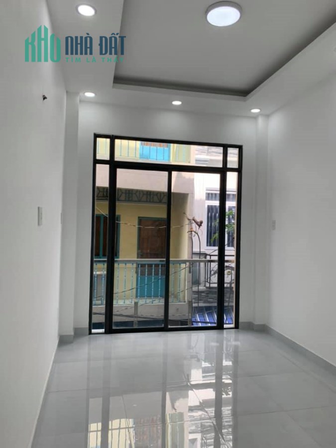 Bán nhà Xóm Chiếu, Quận 4, 41m2 3 Tầng 2.75 tỷ pháp lý, hoàn công đủ 0962012684