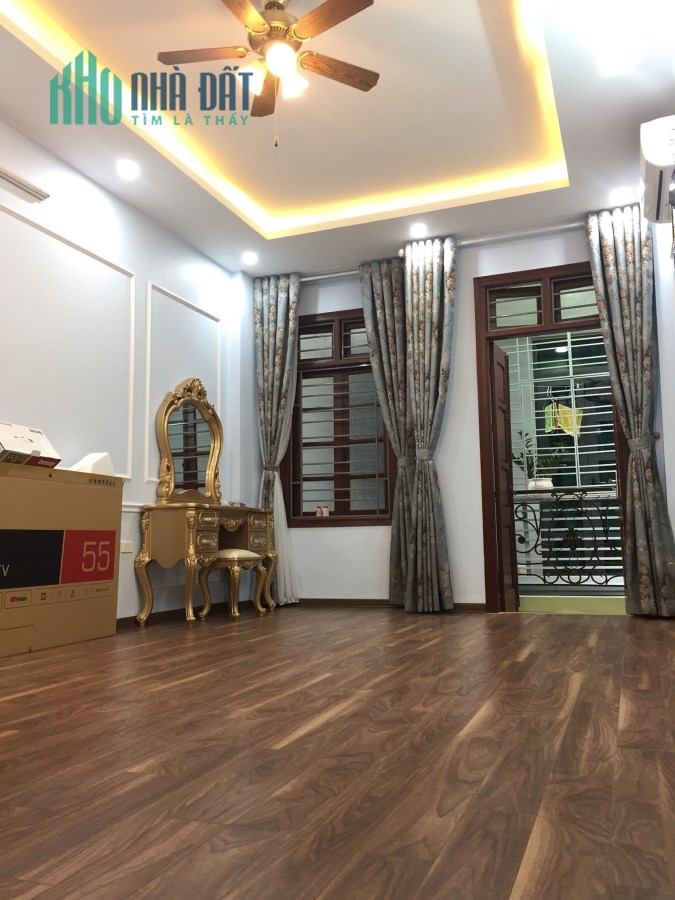 Bán nhà đẹp Tây Sơn, khu vực trung tâm giá 3,6 tỷ