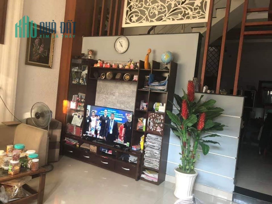 Cực phẩm quận 10 CMT8