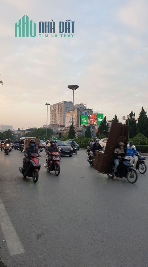 Nhà đẹp quận Đống Đa, vị trí đẹp, kinh doanh đỉnh cao, giá 10 tỷ.