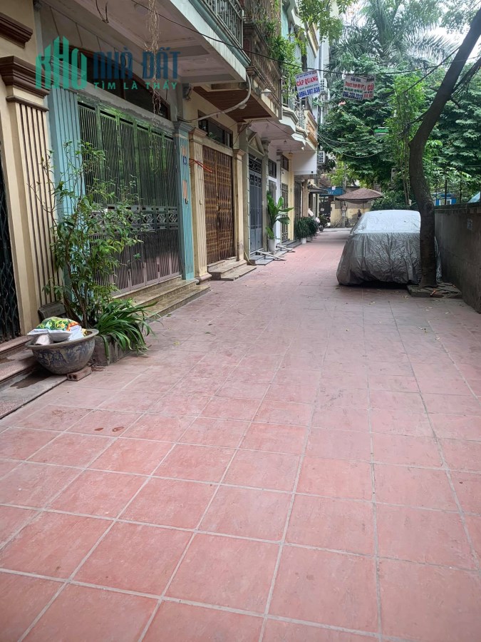 Bán nhà cầu giấy khu phân lô,ôtô đỗ cửa 3PN giá chỉ 5 tỷ.