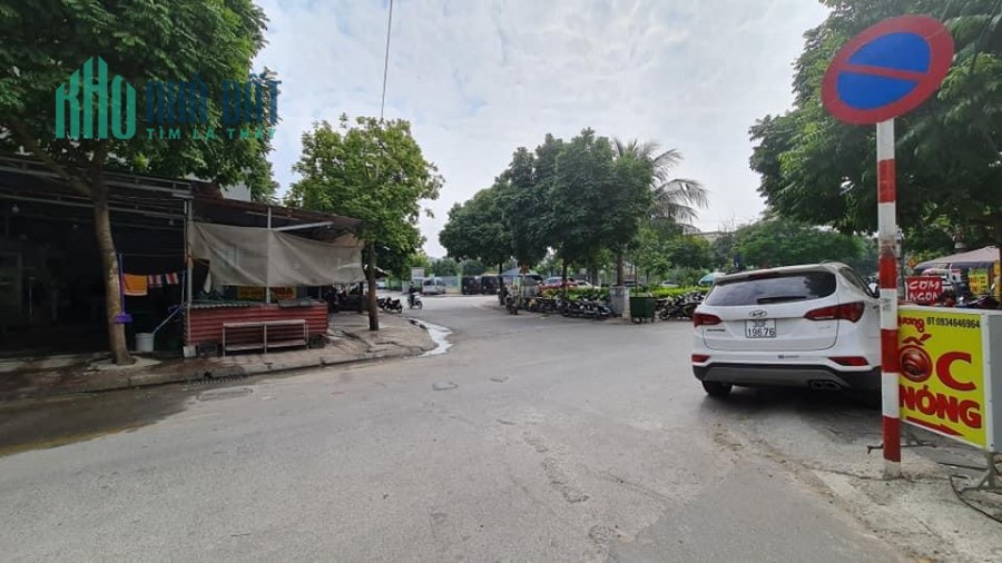 [Ô tô tránh] mặt tiền rộng phố Nguyễn Văn Cừ, Long Biên cần bán 60m2 giá quá yêu thương