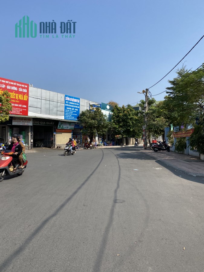 [Mặt phố] Gia Quất,Long Biên cần bán nhà 3 tầng mặt tiền 5,4m giá chào chỉ có 3,5 tỷ