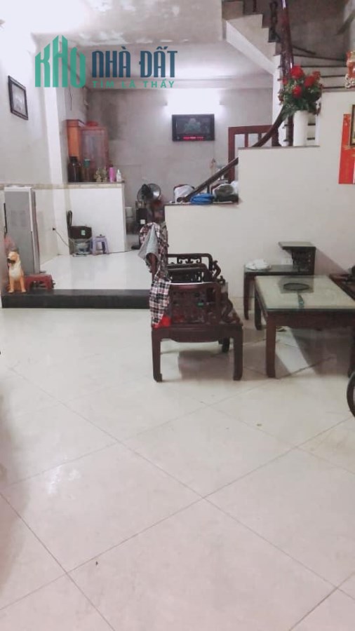 NHÀ RỘNG - RẺ NHẤT QUẬN LONG BIÊN- CHỈ NHỈNH 3 TỶ, VỀ Ở LUÔN.