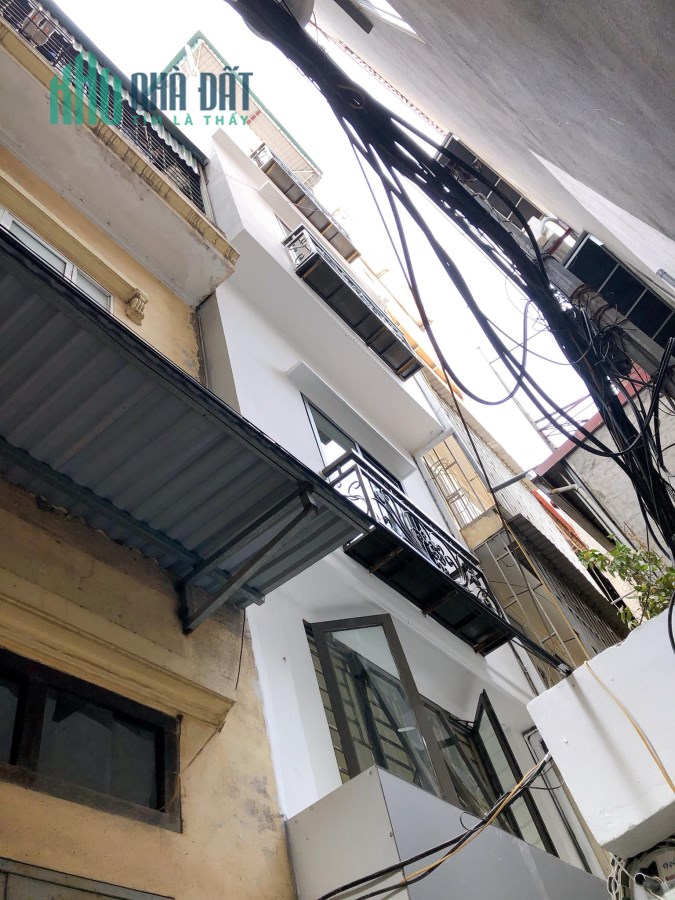 Nhà Tam Khương, 5 tầng, 3 ngủ, MT 5.2, chỉ 1.85 tỷ.