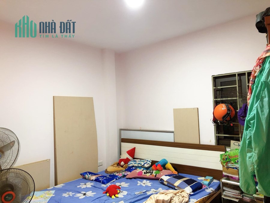 Nhà Tam Khương, 5 tầng, 3 ngủ, MT 5.2, chỉ 1.85 tỷ.