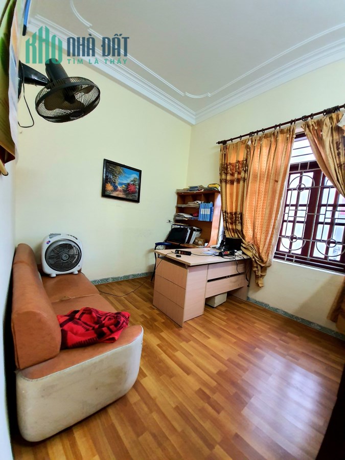 Bán nhà Nguyễn Khoái, 51m2x4tầng, MT3.4m, giá 2.6 tỷ