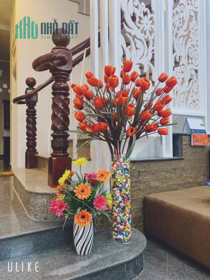 Nhà Mới đón Tết đường Lê Bình, 80m2, 4 tầng, hxt chỉ 9,8 tỷ 0932828672.