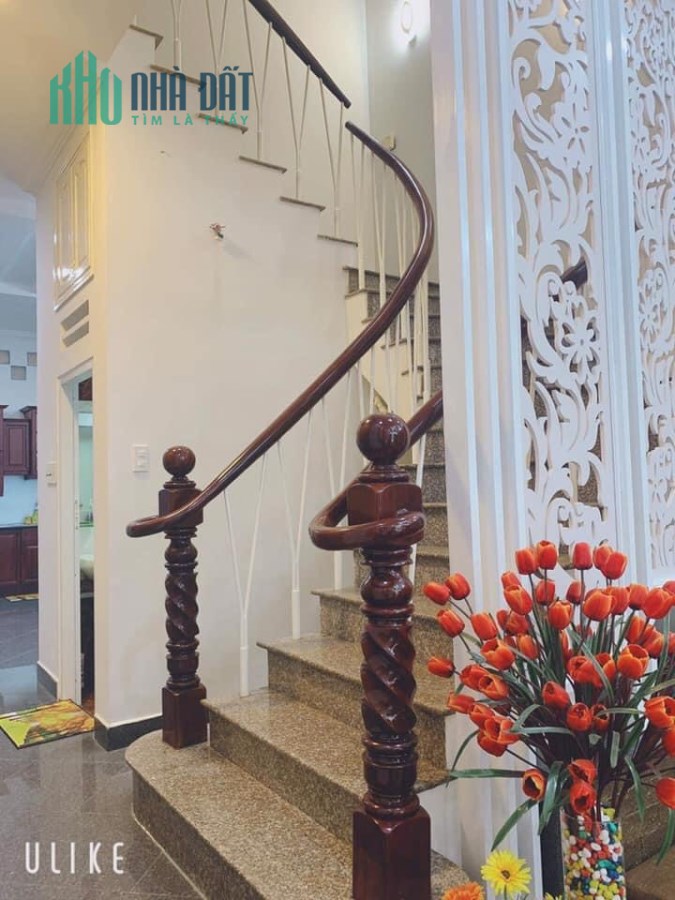 Nhà Mới đón Tết đường Lê Bình, 80m2, 4 tầng, hxt chỉ 9,8 tỷ 0932828672.
