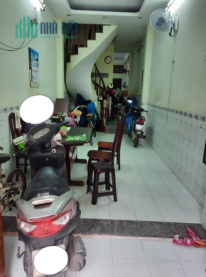 Bán nhà HXH Hoàng Hoa Thám F5 Bình Thạnh 4x8.5 đẹp lộng lẫy giá chỉ 4 tỷ.