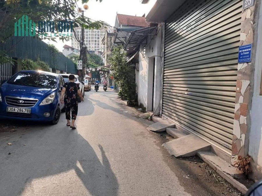 Nhà lô góc ngõ Trại Cá, Hai Bà Trưng 35m2, 3 tầng, MT 4m, 3.8 tỷ.