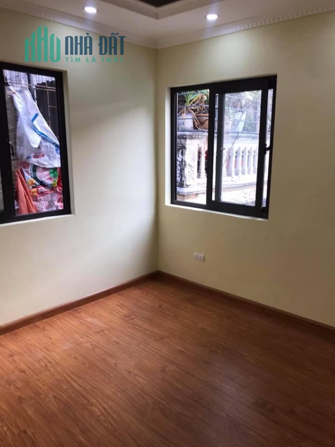NHÀ ĐƯỜNG LÁNG – NGÕ THÔNG CÁC NGẢ, 4 TẦNG X 45M2, 3.4 MẶT TIỀN, GIÁ 3 TỶ 9, KHÁCH CHỈ VIỆC ĐẾN Ở