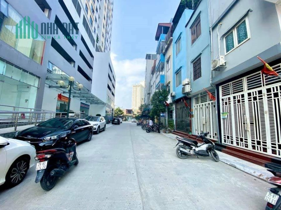 Giá rẻ! Bán nhà Trần Phú - Hà Đông, 36m2, thang máy 8 tầng