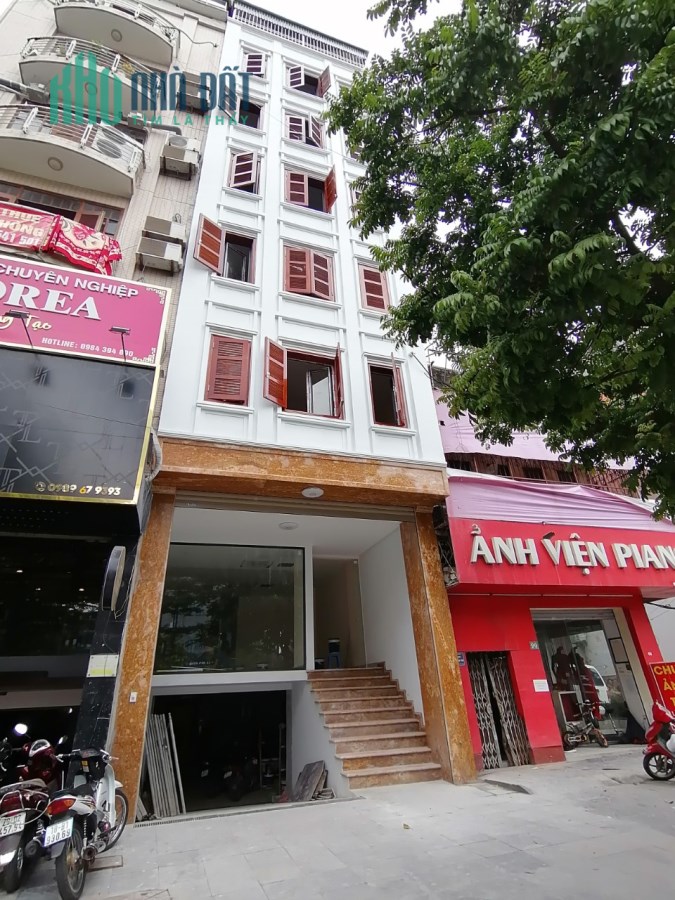 Bán nhanh tòa nhà 9 tầng mặt phố Hoàng Văn Thái- Nguyễn Ngọc Nại. GIÁ 40 TỶ