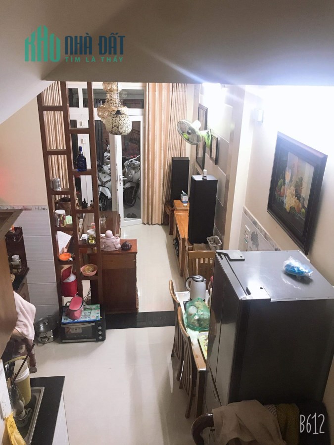 Nhà đẹp đường Thích Quảng Đức, Phú Nhuận, 41m2 chỉ 3.8 tỷ.