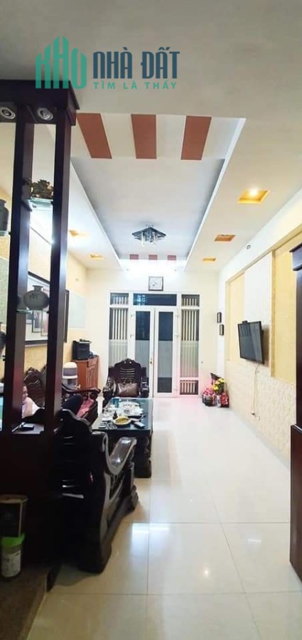 Bán gấp nhà Phương Mai. 58m2, 5 tầng, 4.5 tỷ, ô tô.