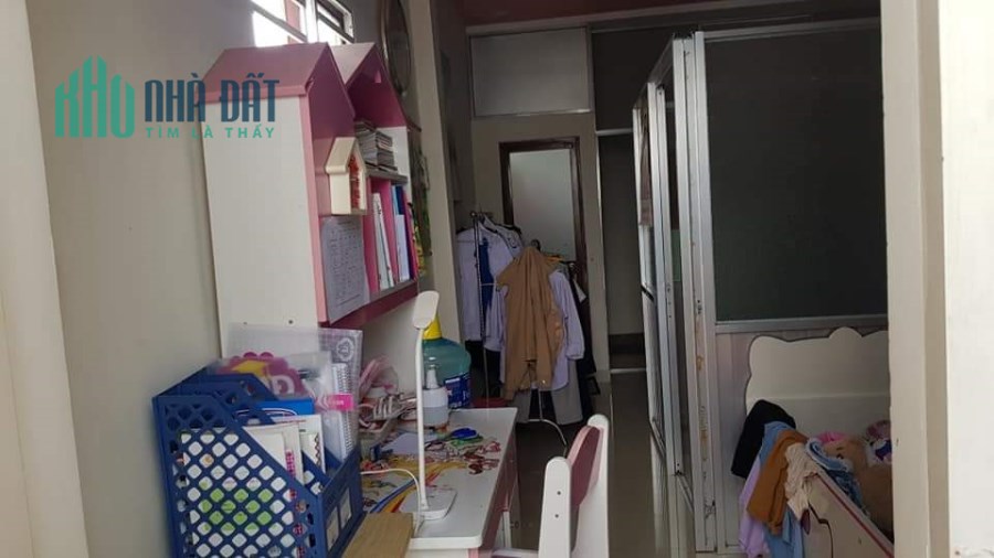 HOT bán gấp nhà 2 tầng, 27m, nở hậu hẻm ba gác đường Lê Liễu, Tân Phú chỉ 2 tỷ.