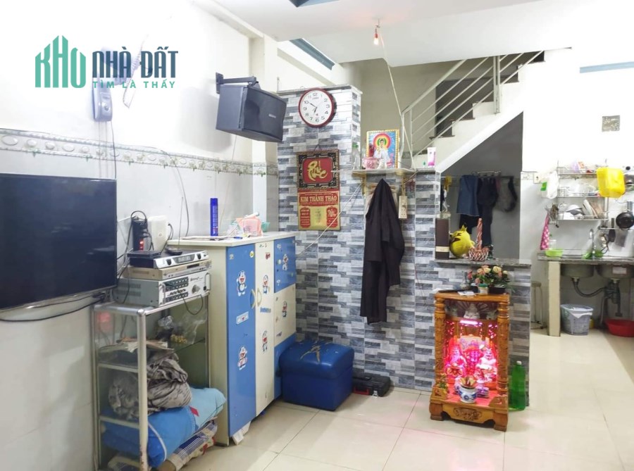 Bán nhà mặt phố phường Bình Hưng Hòa A Bình Tân Giá Rẽ 60m2, 3 tầng, 4PN