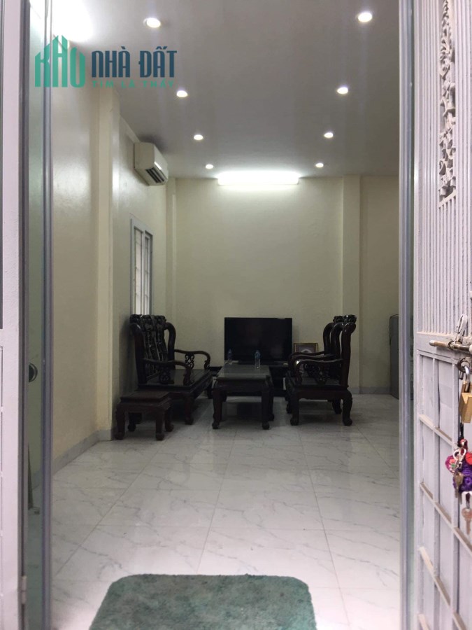 NHÀ ĐẸP ĐÓN TẾT - NGUYỄN VĂN CỪ - LONG BIÊN - HÀ NỘI.