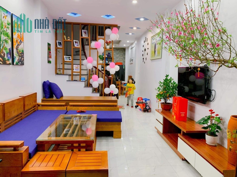Nhà đẹp phố Khương Đình, Thanh Xuân, gần phố, phân lô, 2 thoáng, 42m, 4 phòng ngủ, 3.29 tỷ