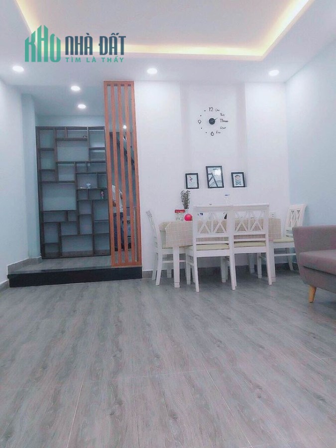 NHÀ ĐEP HẺM THÔNG 3M5 QUẬN 10 NGUYỄN CHÍ THANH 4 TỶ 1