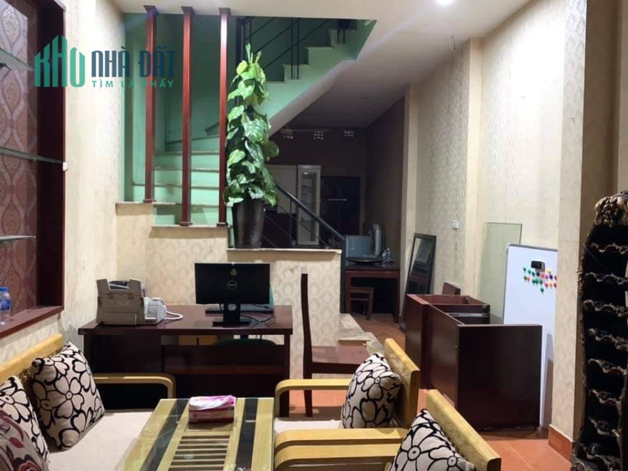 Bán Nhà Phố Ngô Sỹ Liên, 40m2x5T, ô tô, kinh doanh.