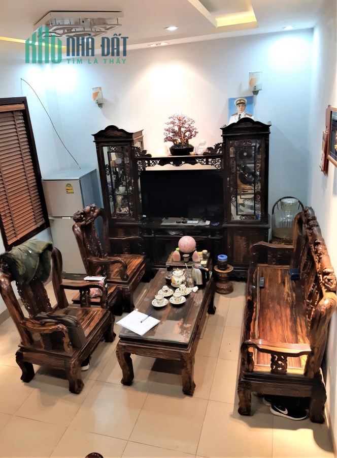 Bán nhà mặt ngõ 16 Thái Hà, Đống Đa. DT 36m2; MT 4,1m; giá 4,5tỷ
