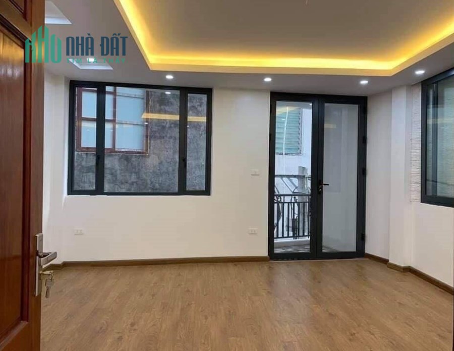 NHÀ BÁN PHỐ TAM TRINH, HOÀNG MAI, NGÕ THÔNG, MẶT NGÕ, 40M, 5 TẦNG, 3 TỶ 2. LH 0945262238