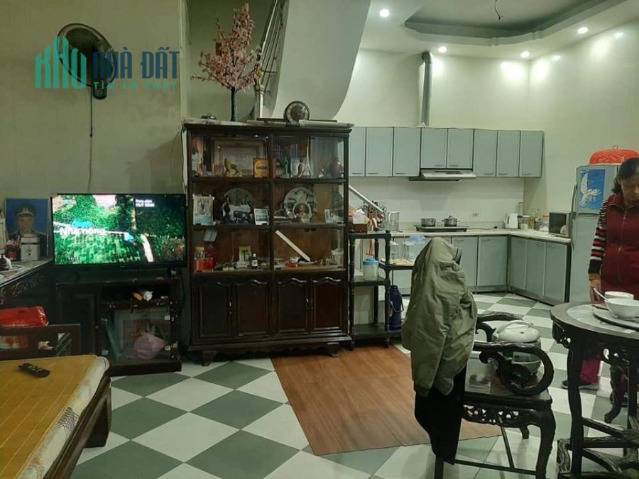 Bán Nhà Kim Hoa phố, 44m2x6T, chỉ 2.8 tỷ.