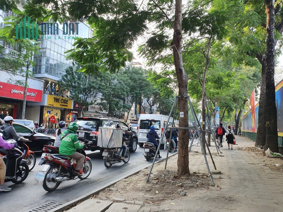 Mặt Phố VIP, Chùa Bộc, Đống Đa, 150m*5T*MT7m, 71 tỷ, Khu Phố Thời Trang, Đẳng Cấp.LH:0397194848