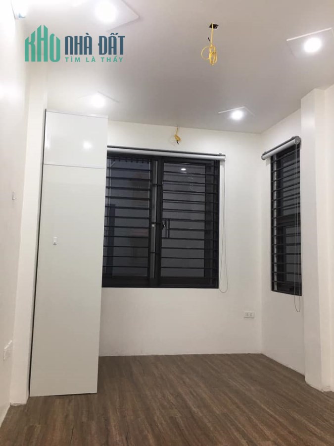 NHÀ BÁN PHỐ CHIẾN THẮNG, HÀ ĐÔNG, 20M Ô TÔ TRÁNH, BA GÁC ĐỖ, 30M, 2 TỶ 05. LH 0945262238