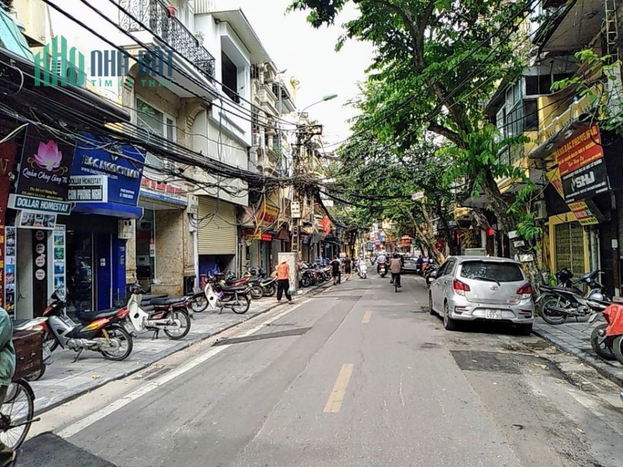 Cho thuê nhà mặt phố Hàng Bạc, Hoàn Kiếm, 110m2, mt 3m, giá thỏa thuận