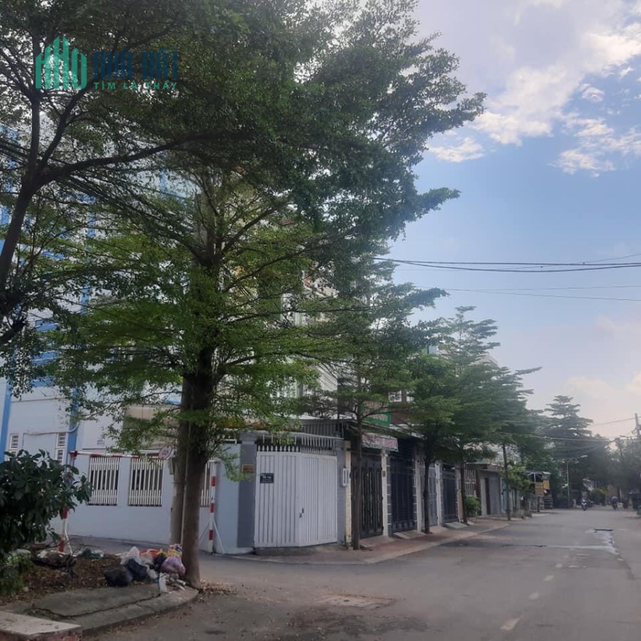 Cần bán nhà mặt phố Lê Hồng Phong, Ba Đình 52m2, 4T, 16tỷ.