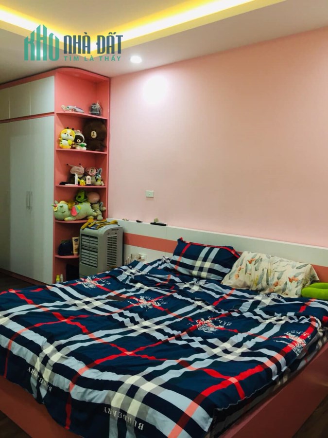 Bán nhà Phố Quan Nhân, DT 41m2x5 tầng.LH: 0846 282 986.